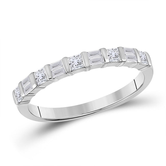 14kt White Gold Womens Baguette Princess Diamond Band Ring 1/2 Cttw